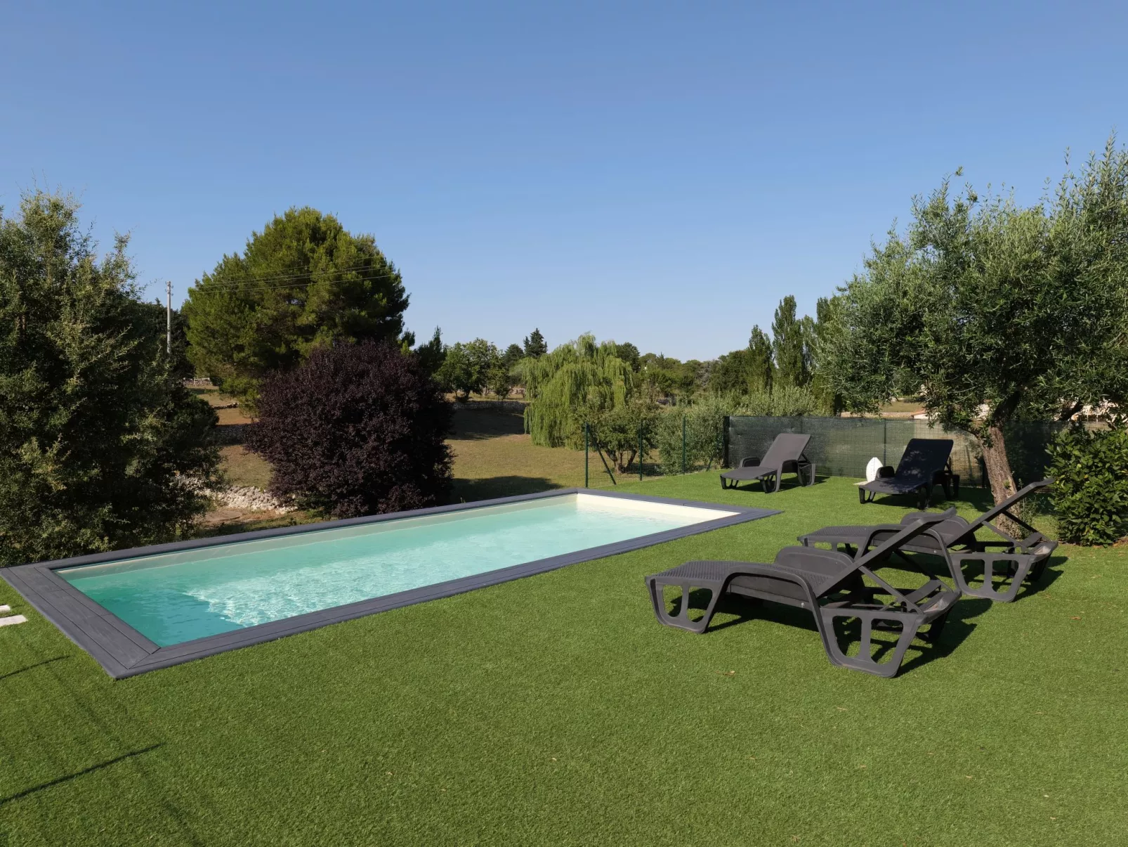 Neuer fabelhafter Trullo mit privatem Pool-Buiten