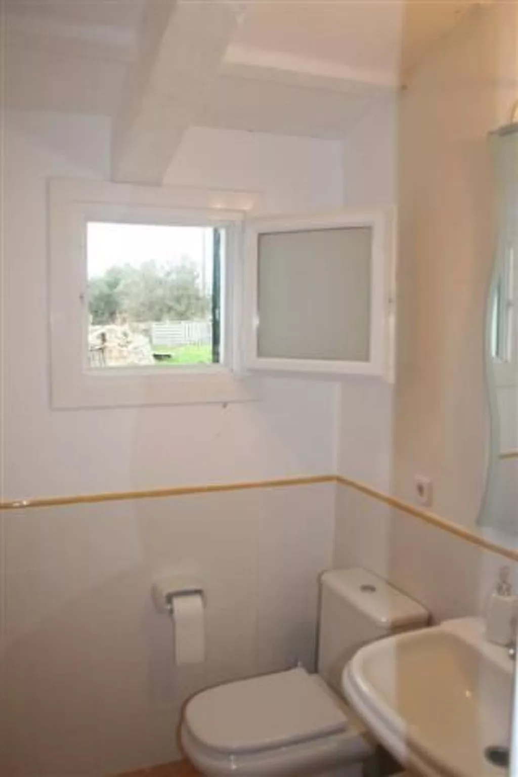 Gemütliches Ferienhaus in Alaior mit Privatem Pool-Binnen