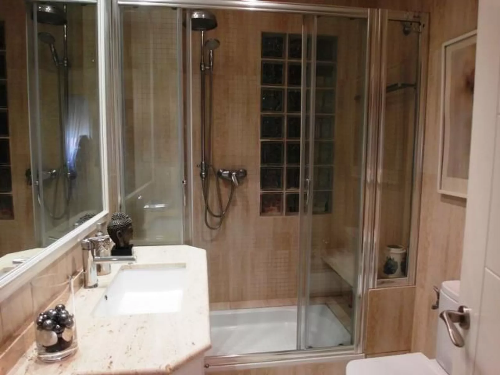 "Casa" mit Balkon-Binnen