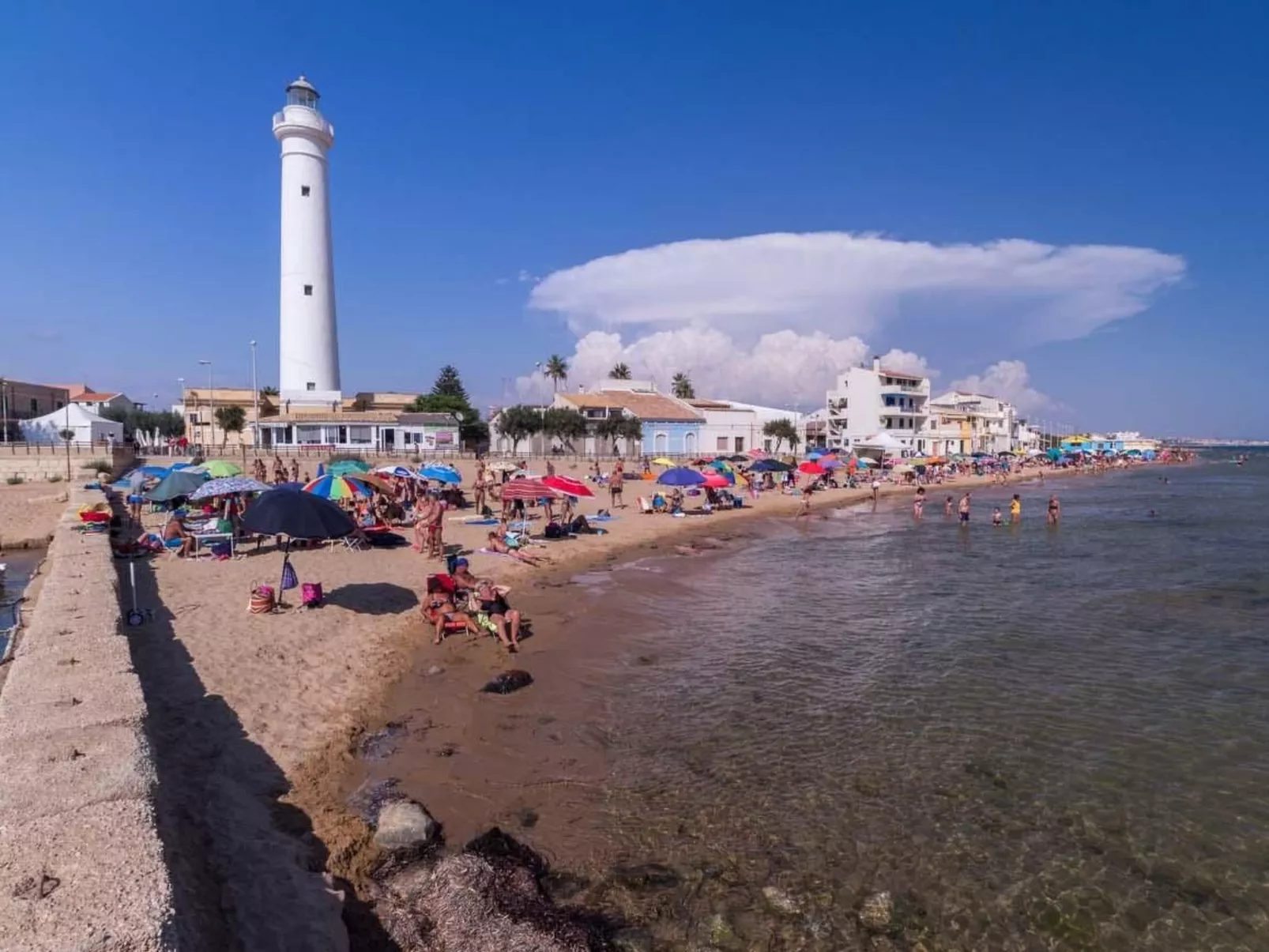 Agamennone, Wohnung 20 Meter vom Meer entfernt mit einer möblierten Terrasse.-Image-tags.info