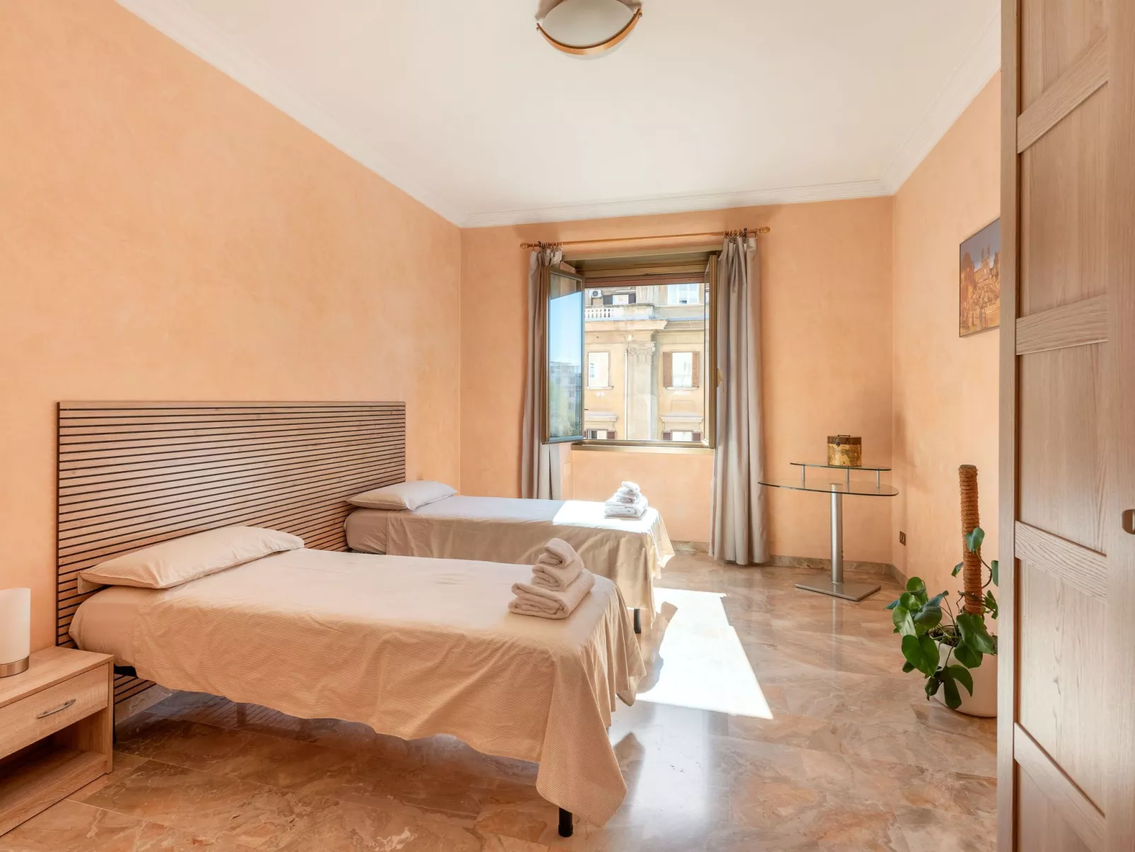 Wohnung27. AC Wi-Fi Metro, Geräumig, S. Giovanni-Binnen