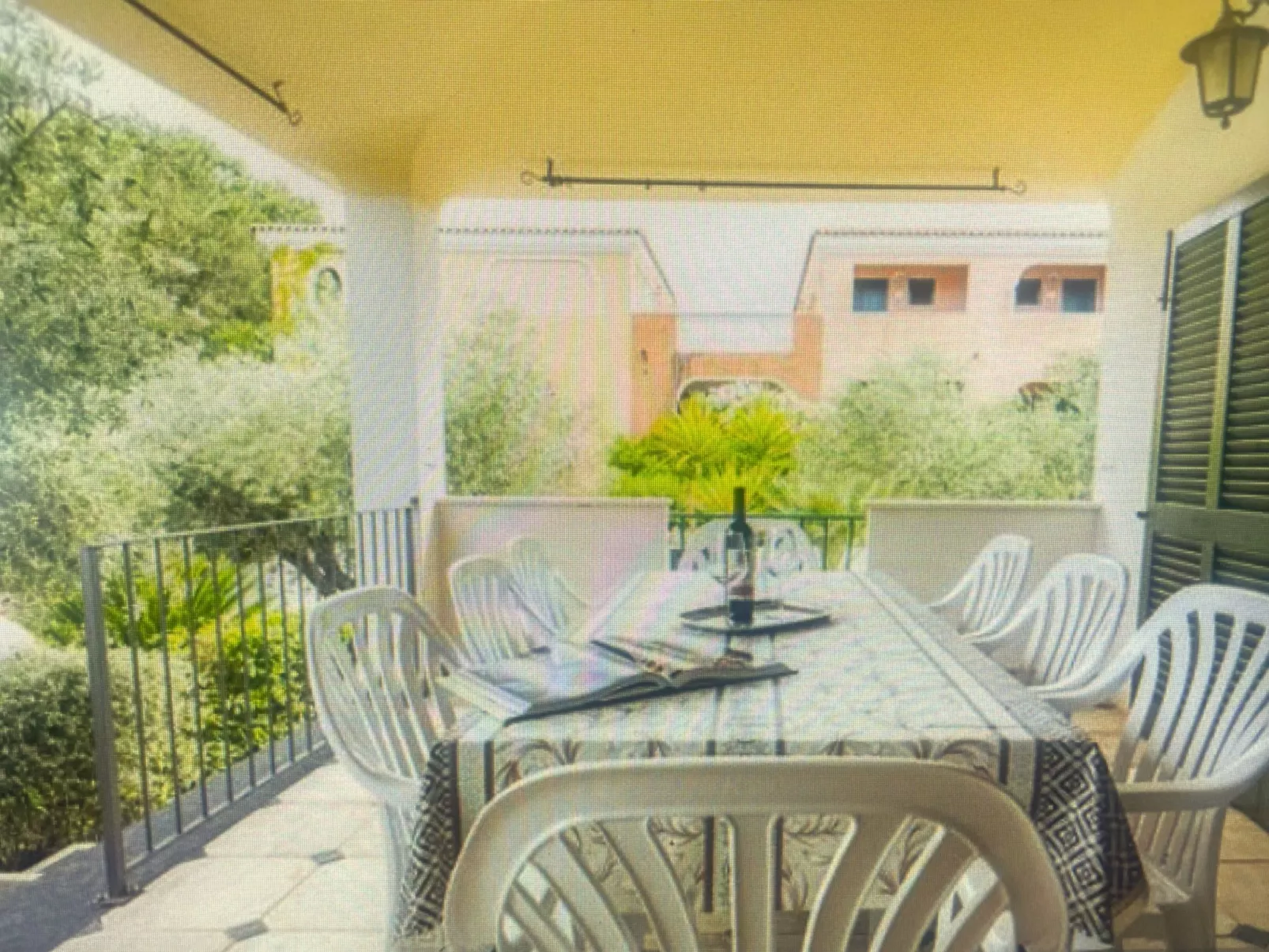 Haus der Oliven-Image-tags.info