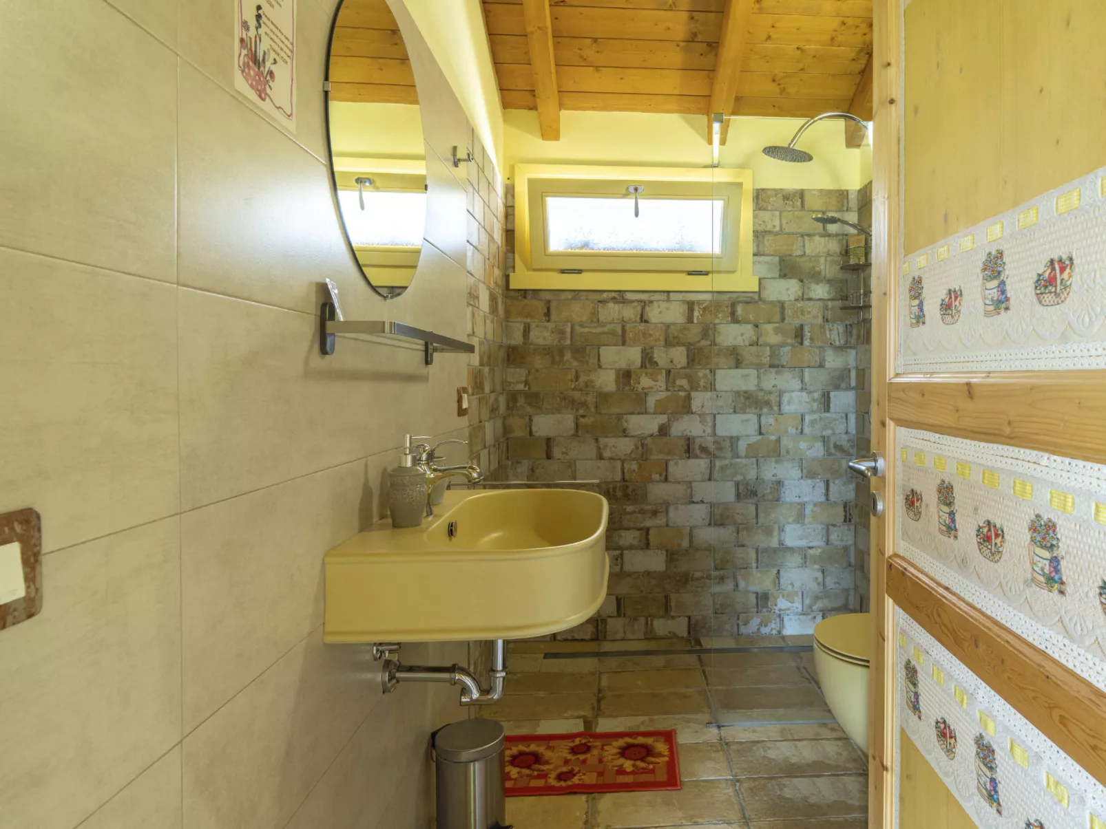 'Messis la gialla'-Binnen