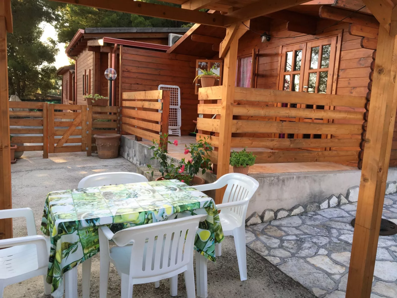 Gemütliches Haus in Vieste mit privatem Garten-Buiten