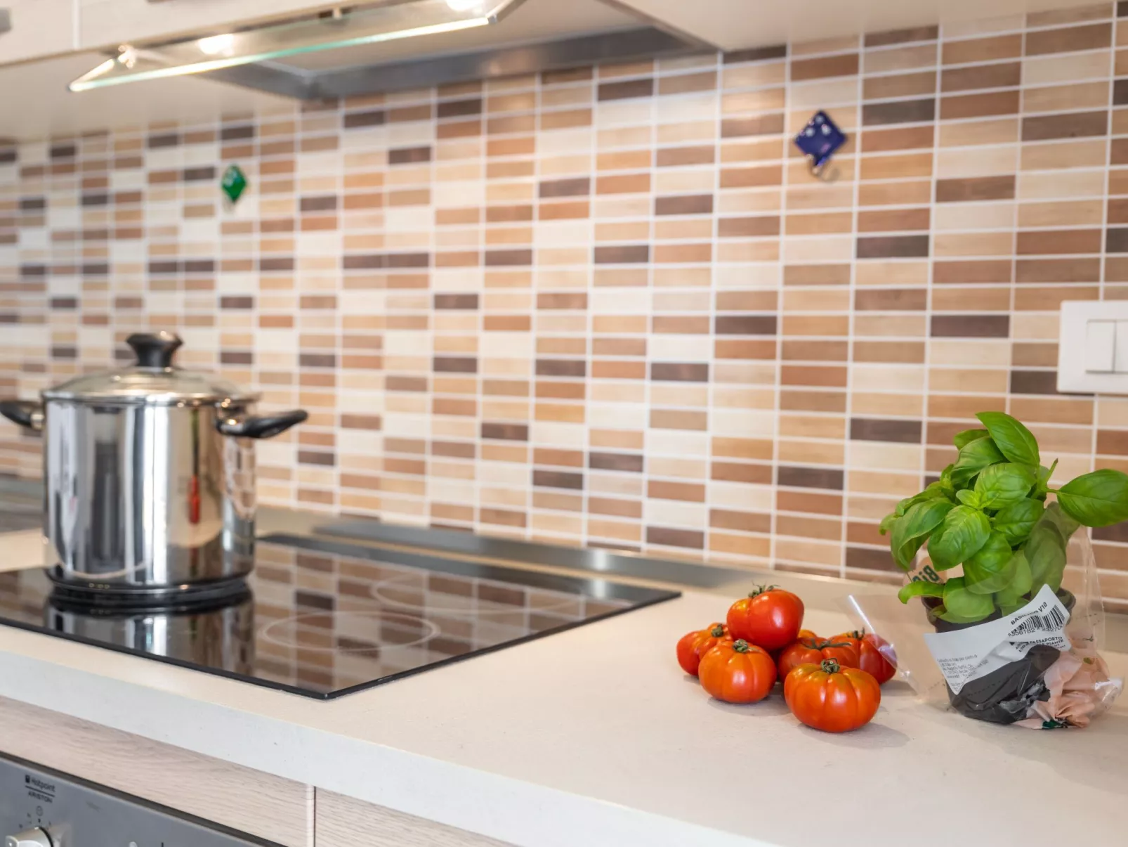 "Sirio" mit Gemeinschaftspool und 200 m vom Meer entfernt-Binnen