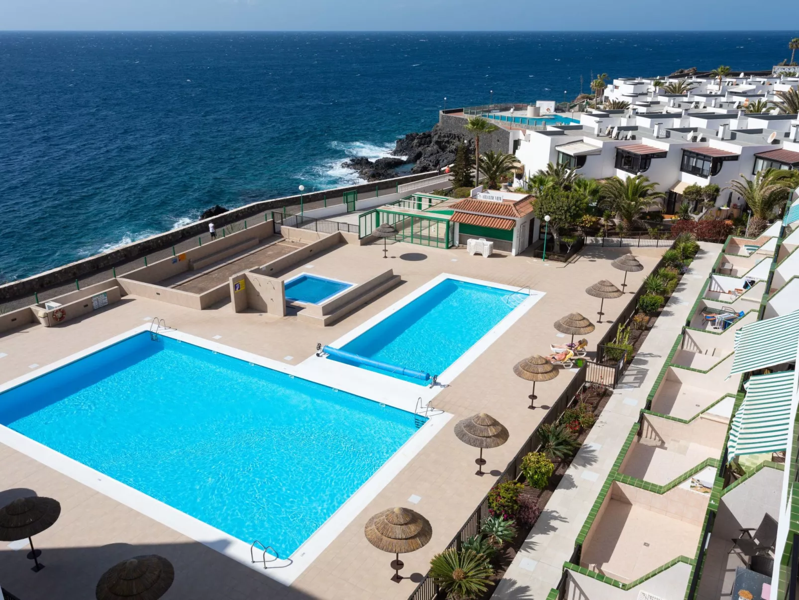 Apartment direkt am Meer-Buiten