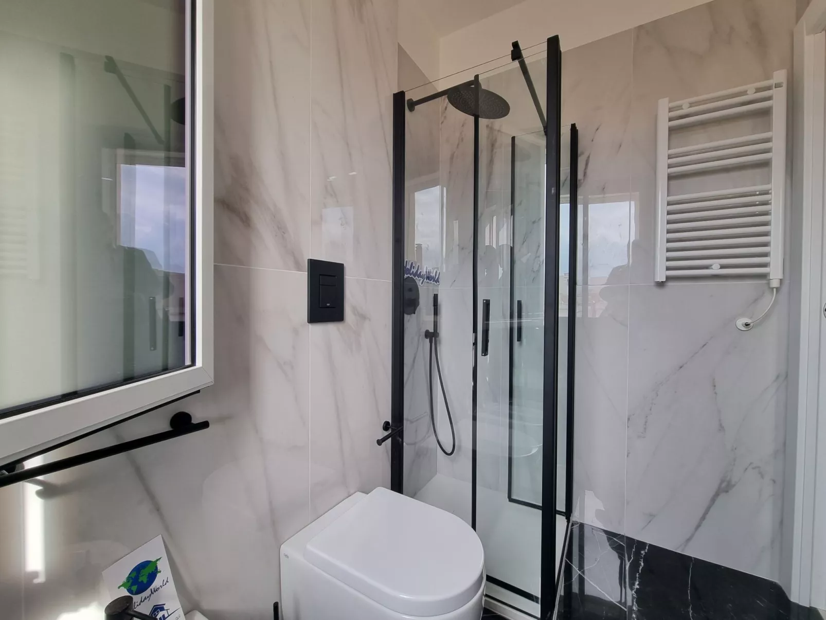 MaXelA Penthouse by Holiday World-Binnen