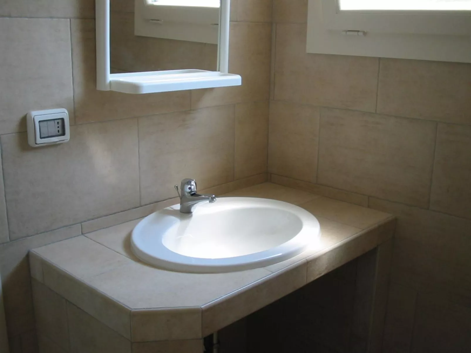 Schönes und gemütliches Studio-Apartment-Binnen