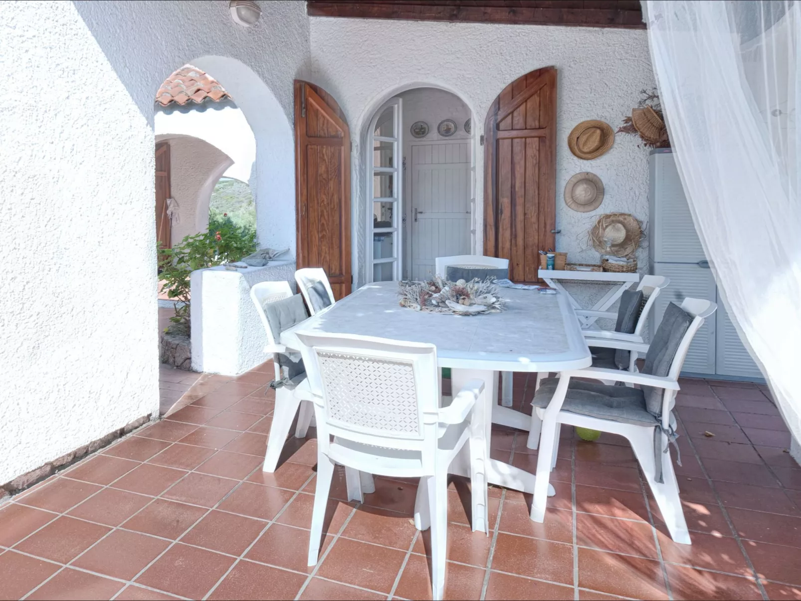 Villa Costa Rossa-Buiten