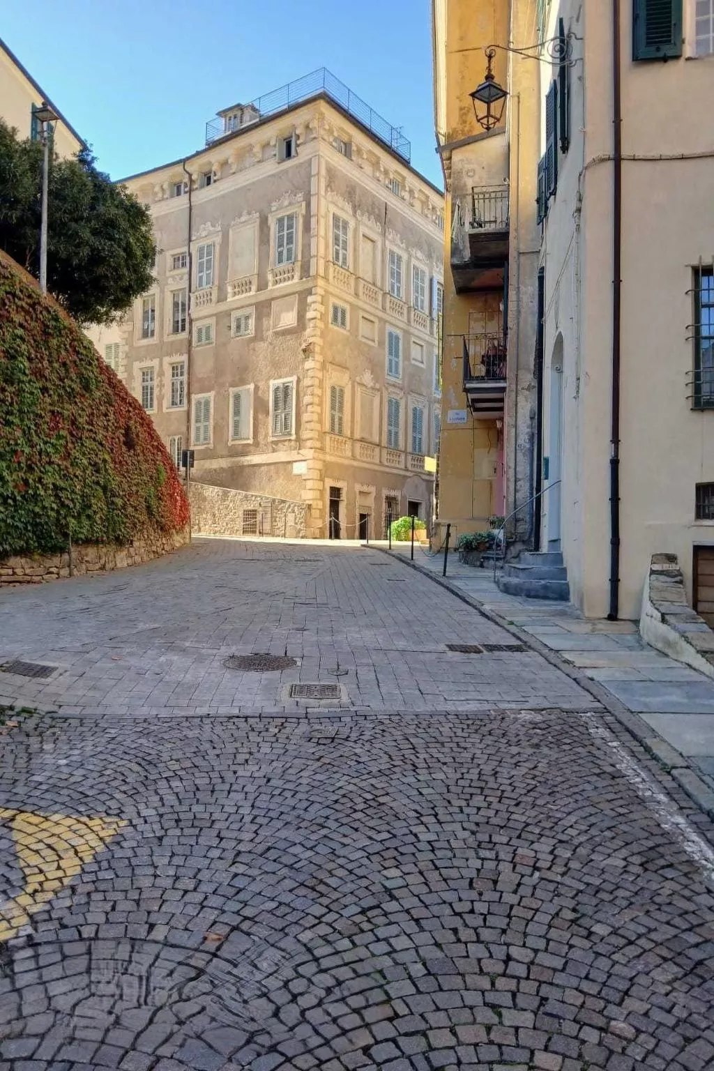 Elegantes historisches Apartment mit herrlichem Meerblick-Buiten