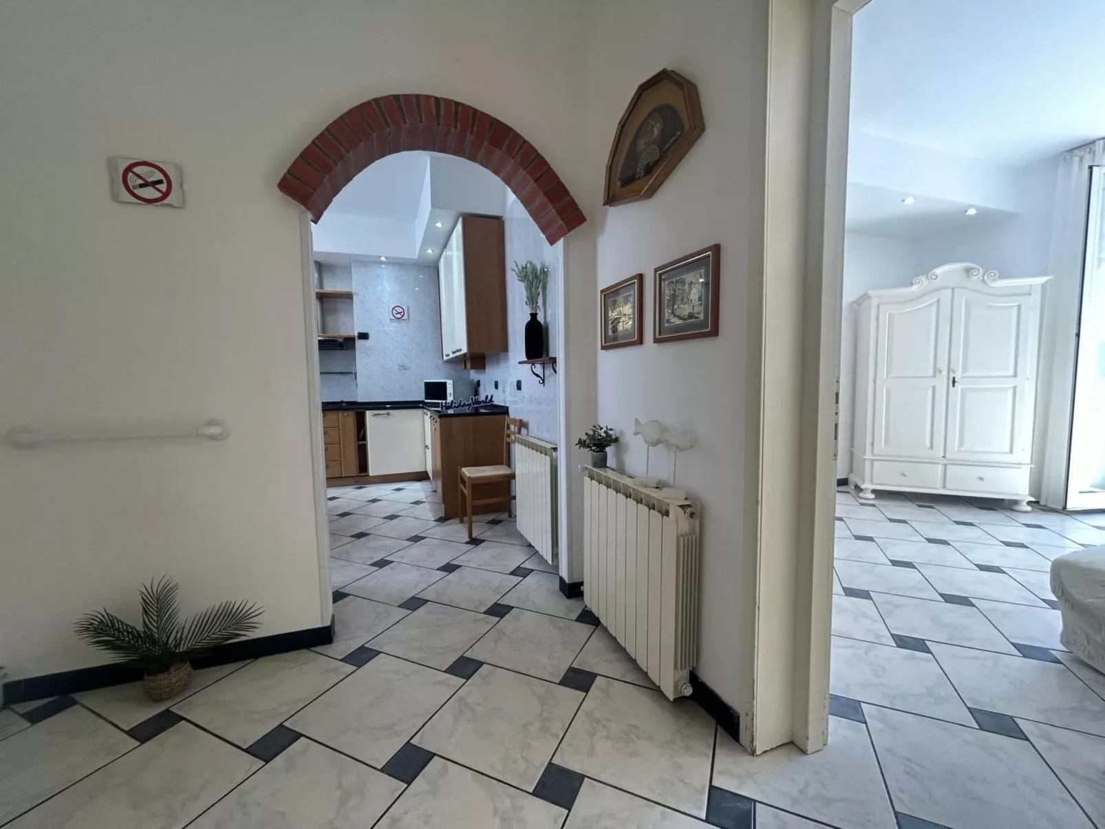 Il Cielo Con Un Dito by Holiday World-Binnen