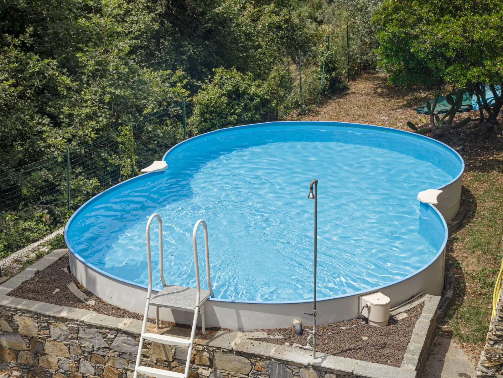 Ferienvilla mit Whirlpool-Buiten