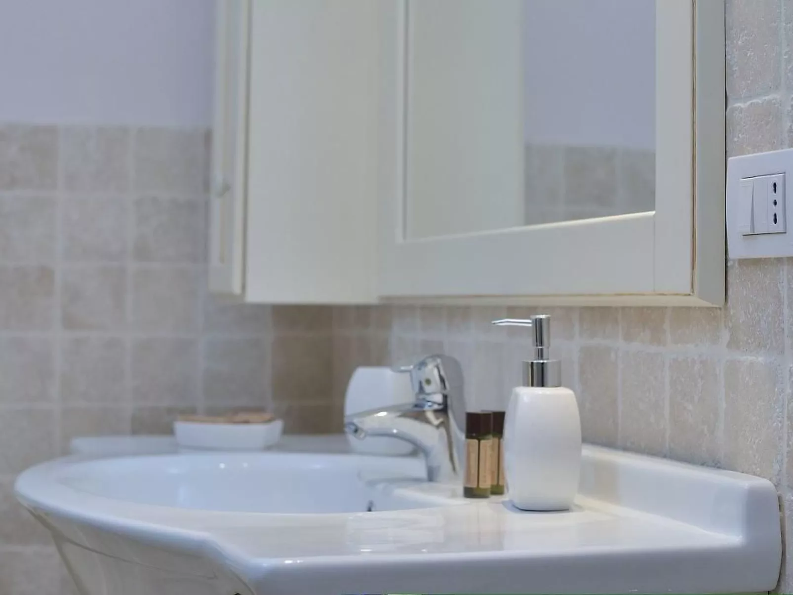 Dimora Leoci-Image-tags.info