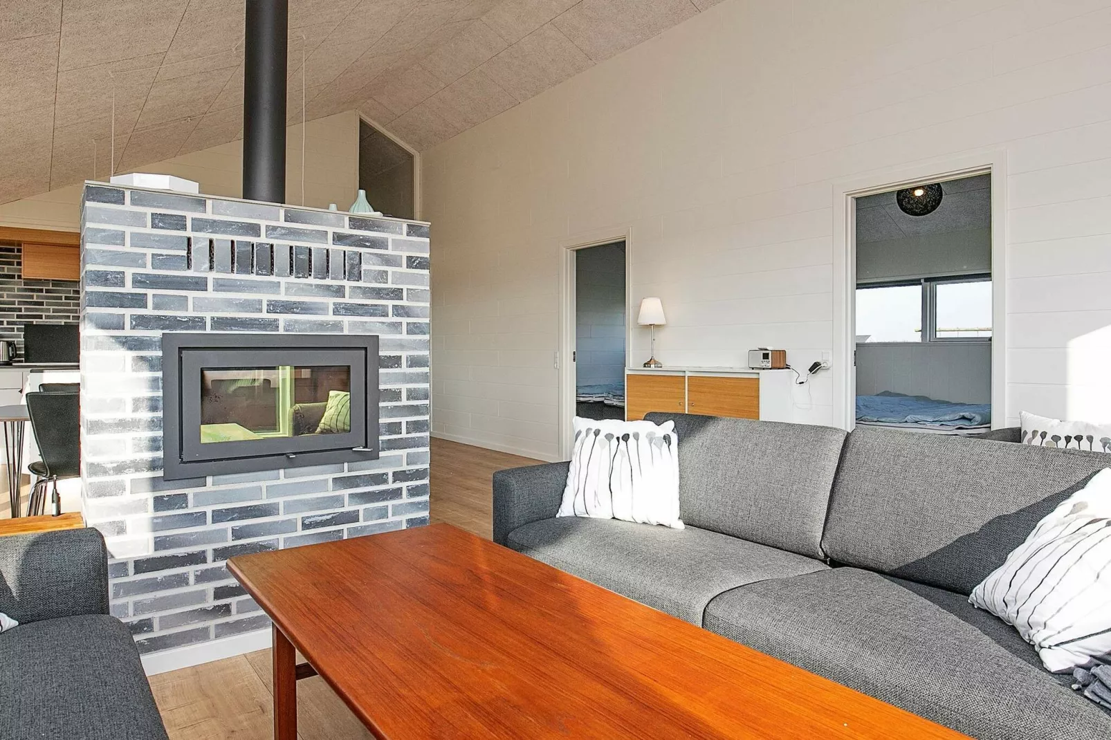 Luxe vakantiehuis in Løkken met een bubbelbad-Binnen