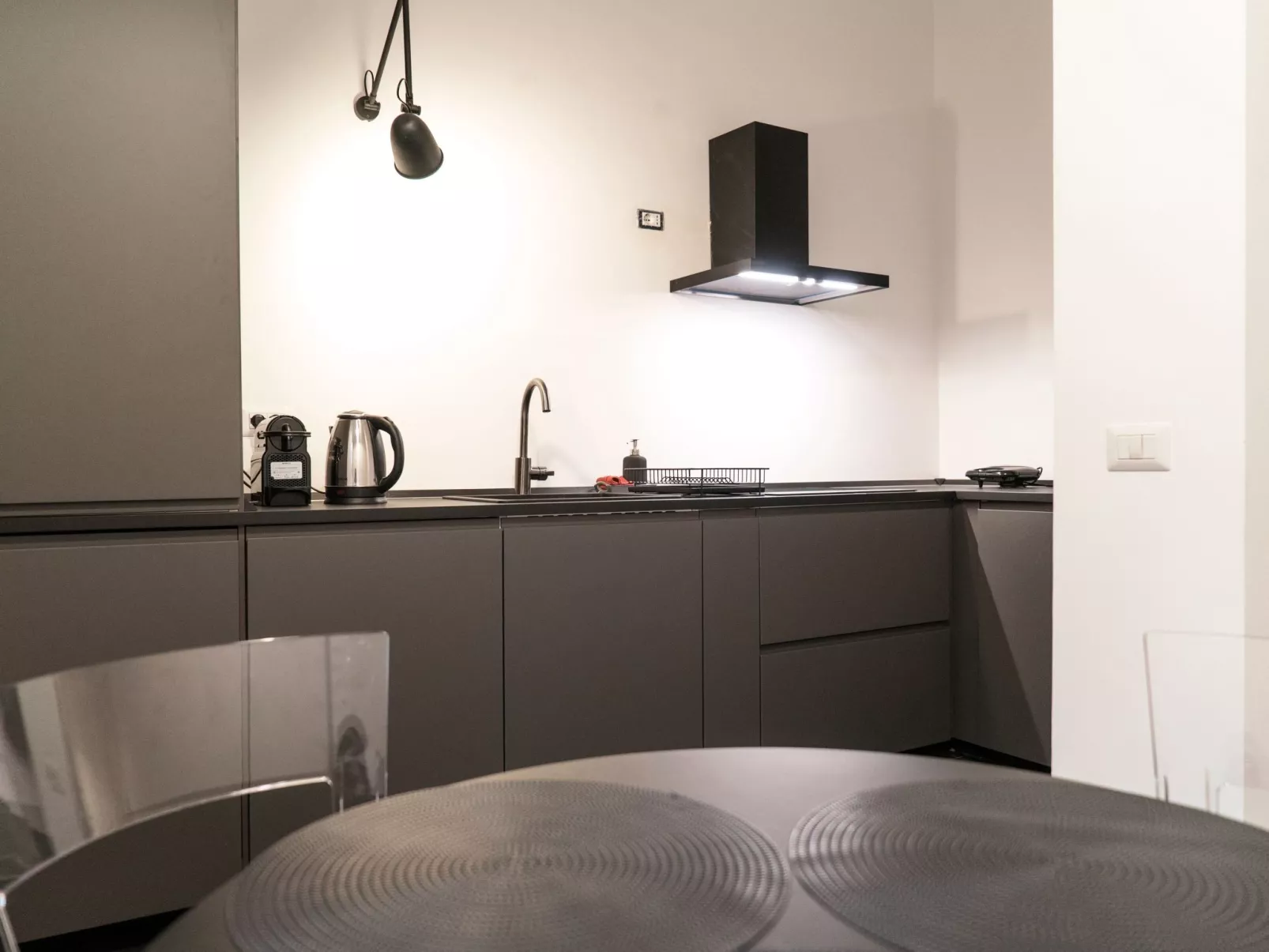 Wohnung 'Danke Vatikan'-Binnen