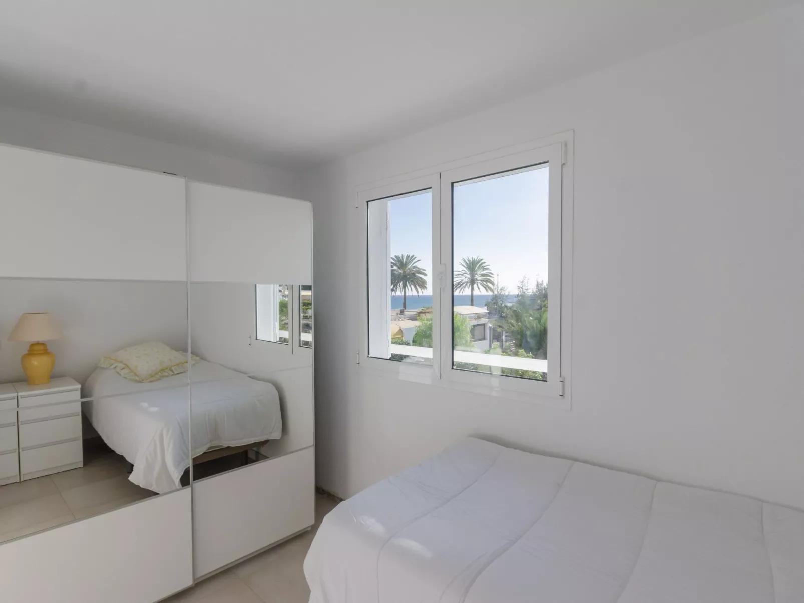 Terrassenwohnung mit zwei Schlafzimmern am Strand-Binnen