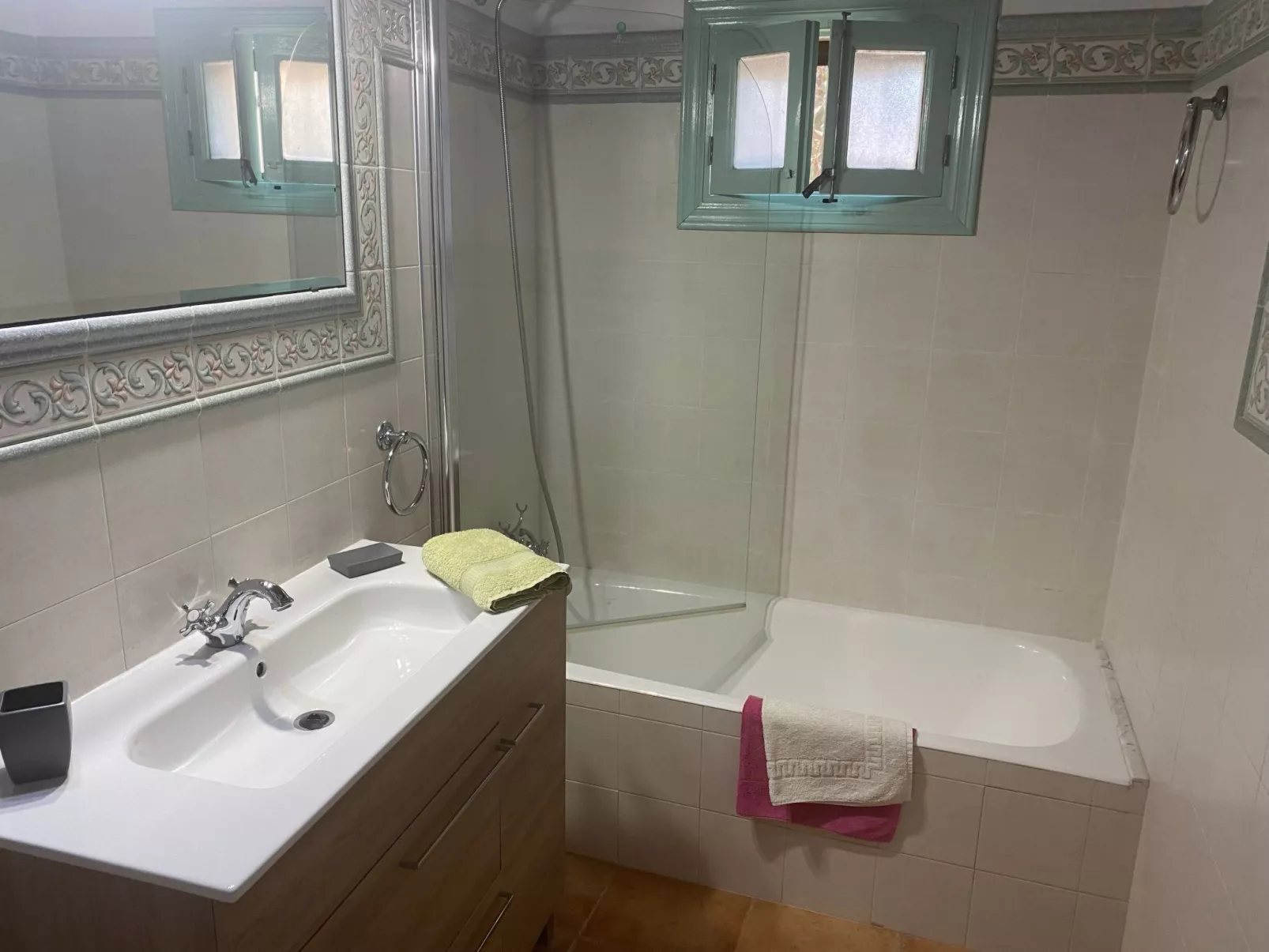 Finca mit Garten, Grill und Terrasse-Binnen