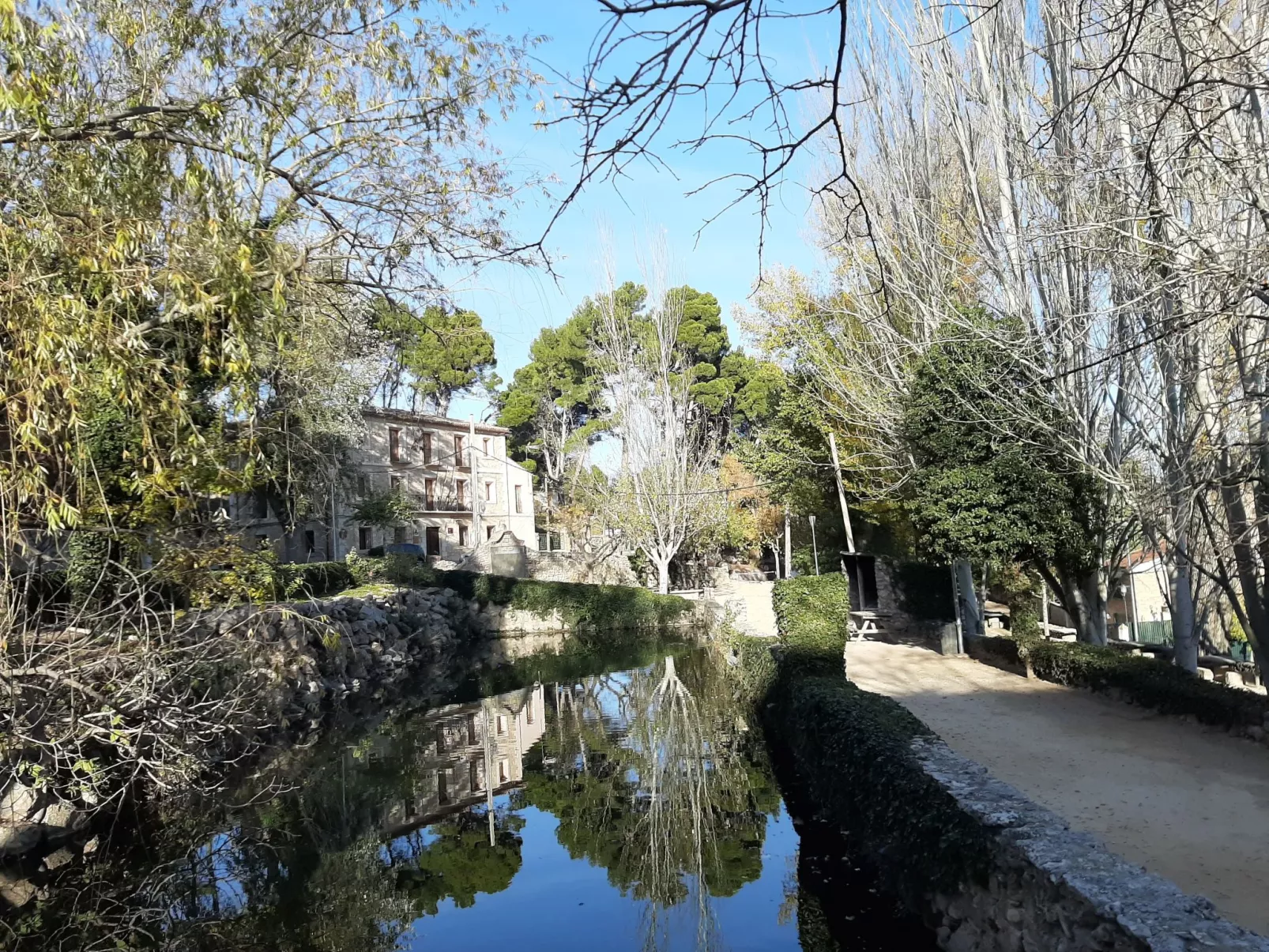 Landwohnung mit Bergblick-Buiten