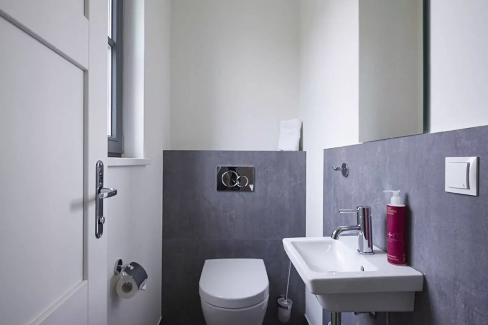 379189-Badkamer