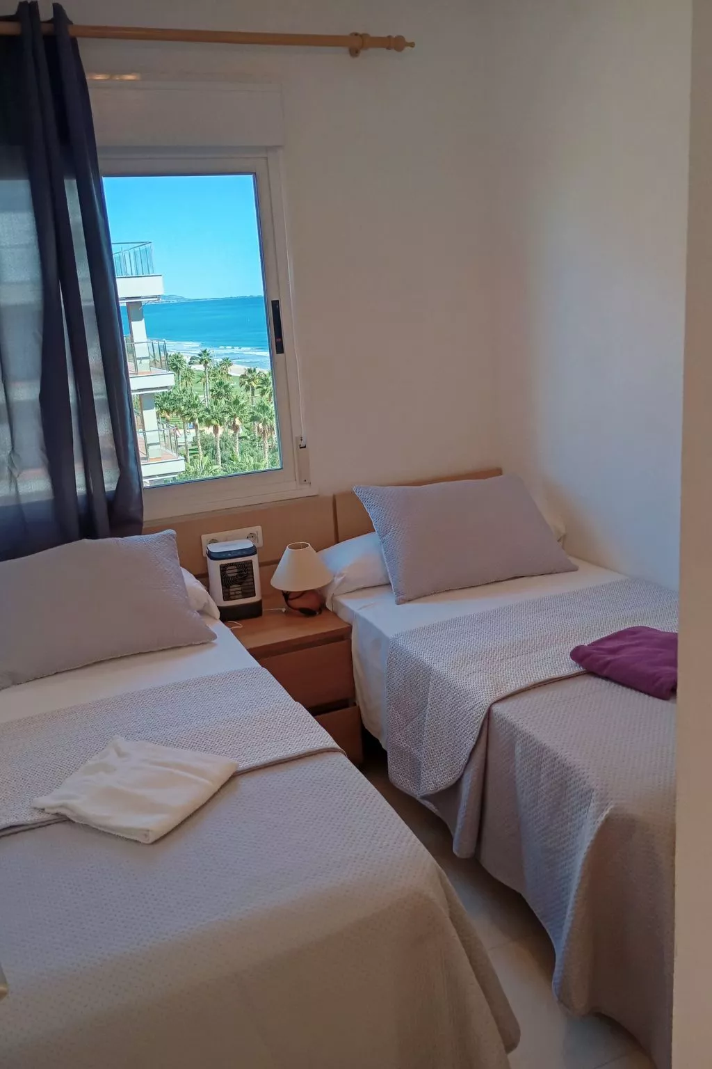 Drei-Schlafzimmer-Wohnung mit Blick auf das Meer-Binnen