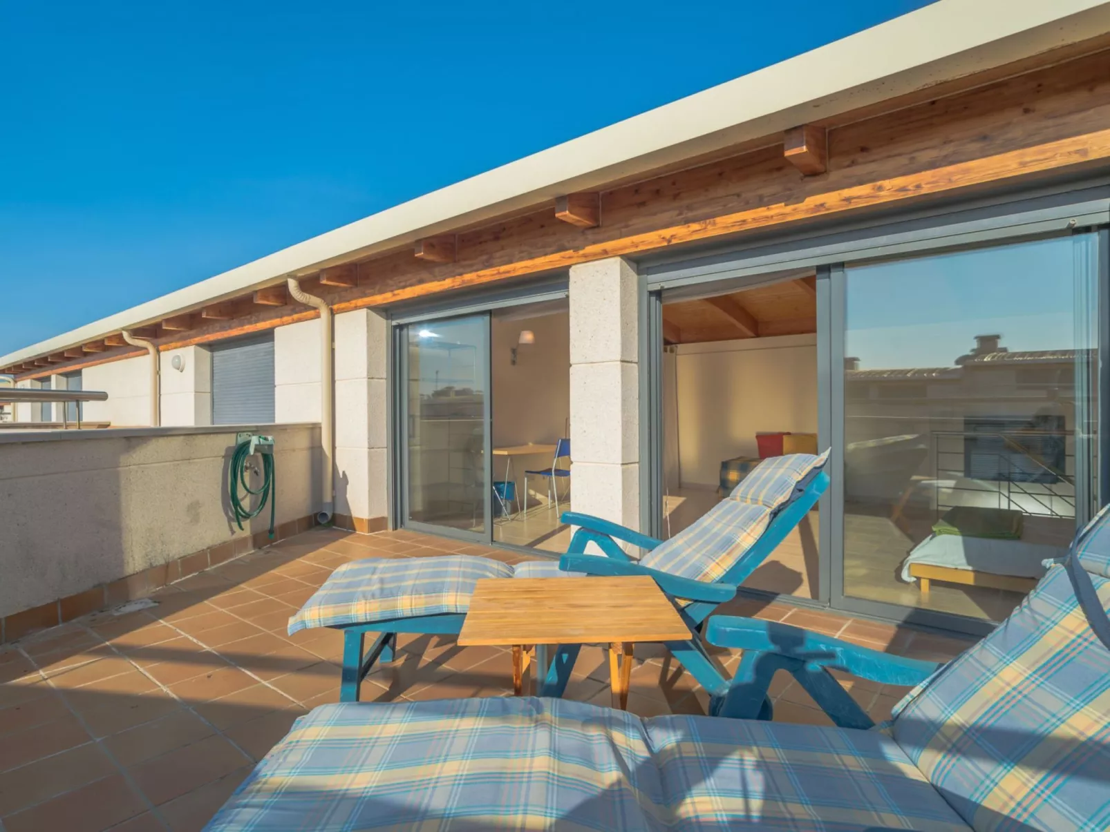 Costabravaforrent Balcó 7, mit gemeinschaftlichem Schwimmbad-Binnen