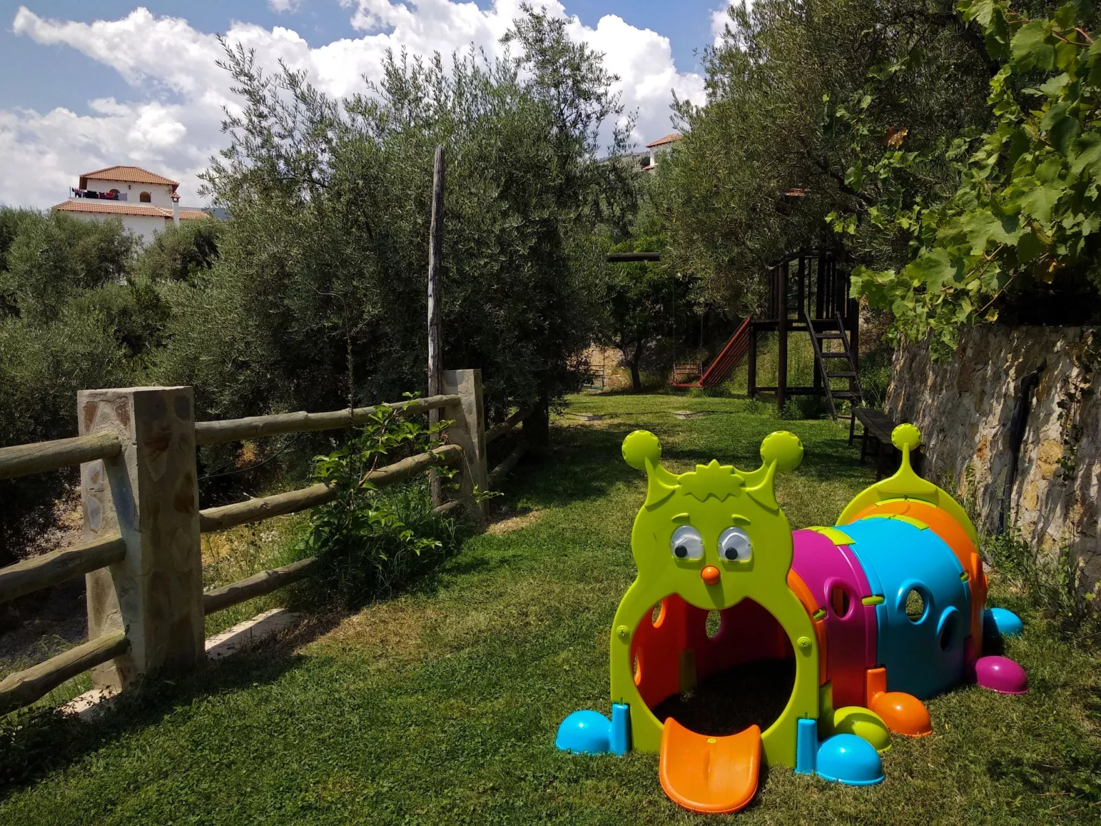 Gemütliches Haus in Anlage mit Schwimmbad in Válor-Image-tags.info