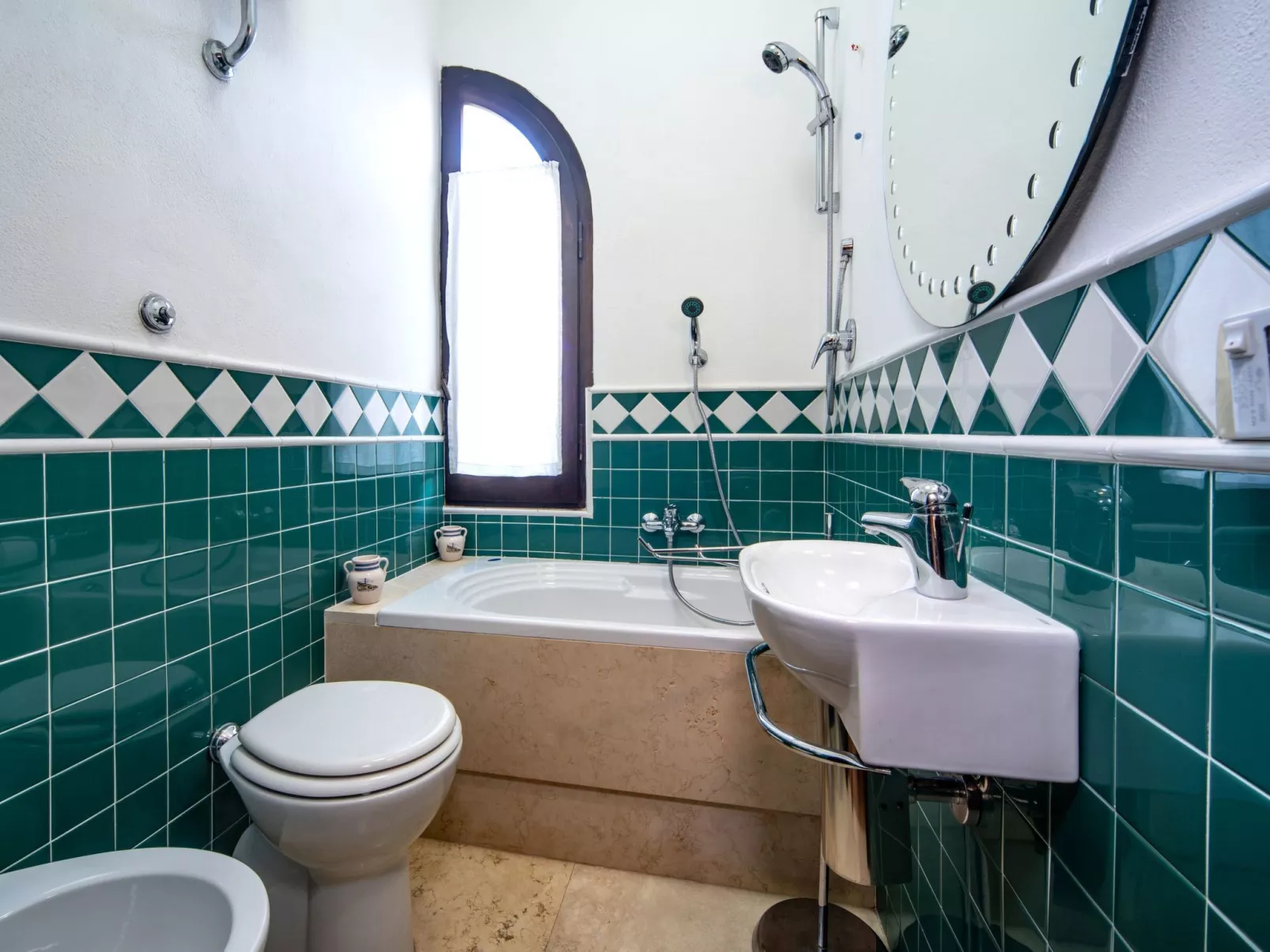 Schöne freistehende Villa nur wenige Schritte vom Strand entfernt in Costa Rei-Image-tags.info