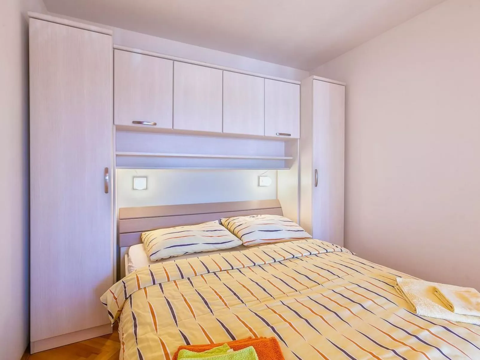 FeWo mit 2 Schlafzimmern und Meerblick - Binnen