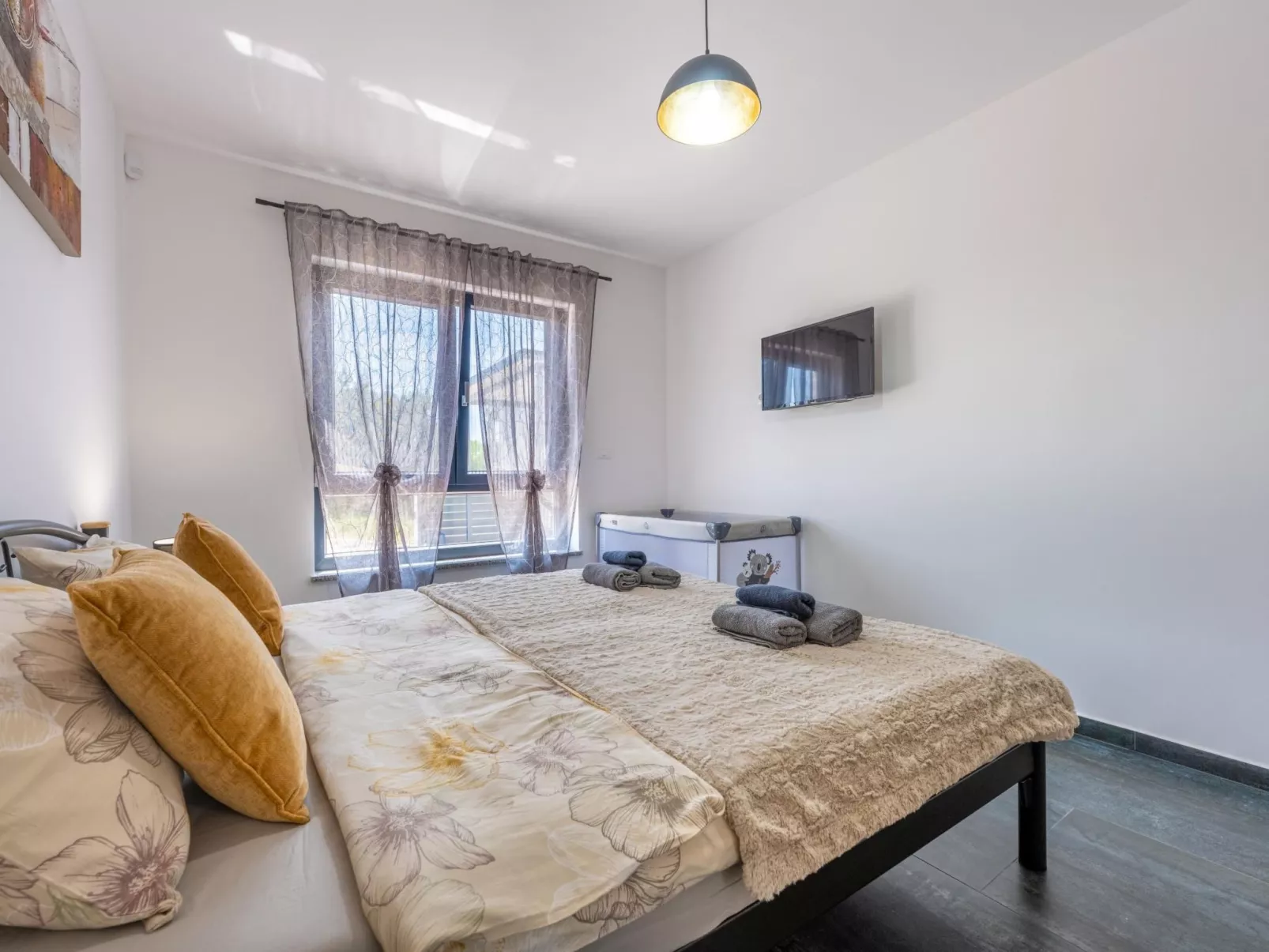 Apartment Rose mit privatem Pool-Binnen