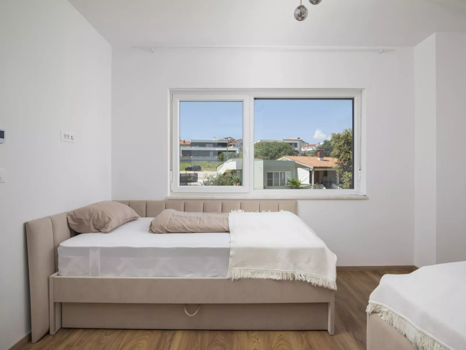 Villa Oasis mit beheiztem Pool, 700 m vom Meer entfernt-Image-tags.info