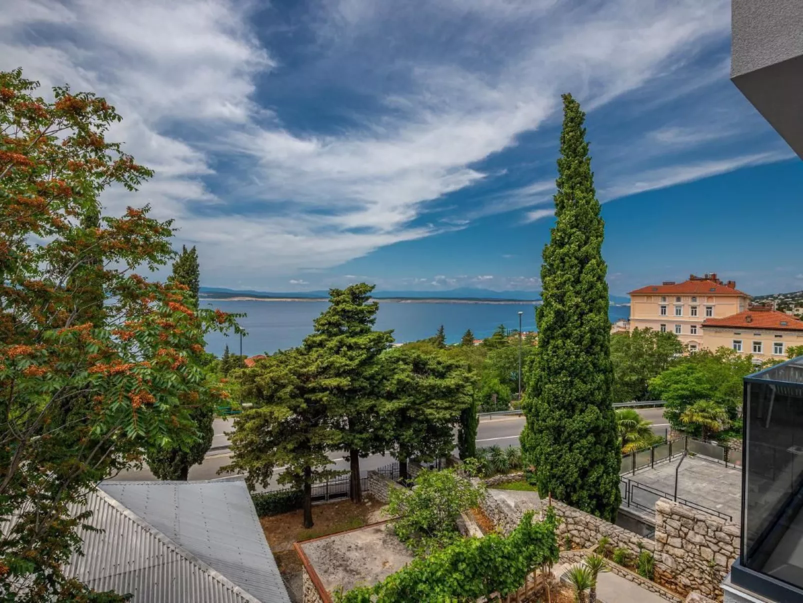 Apartment Maxim-Buiten