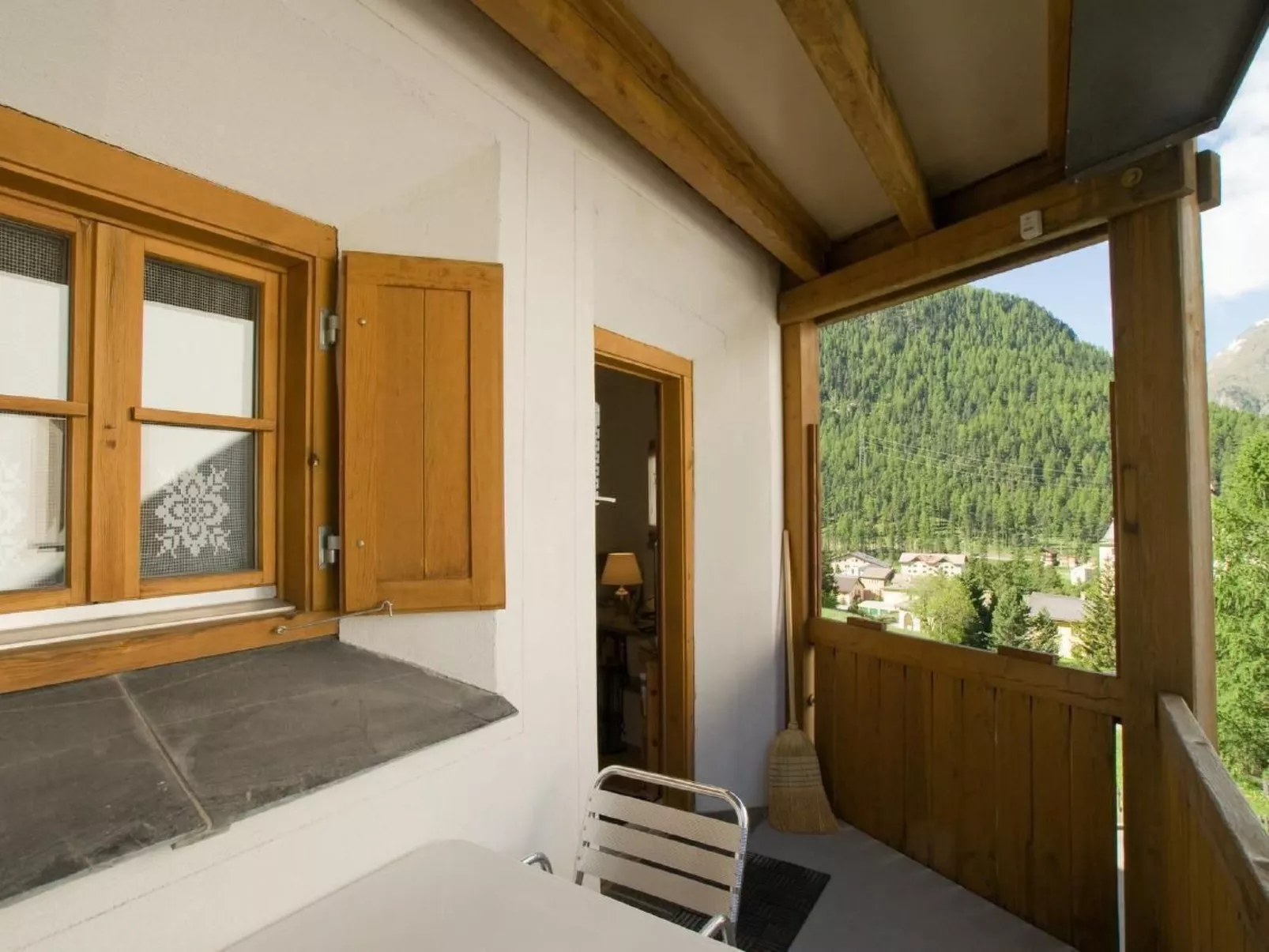 Chesa Aquileja Trüb-Binnen