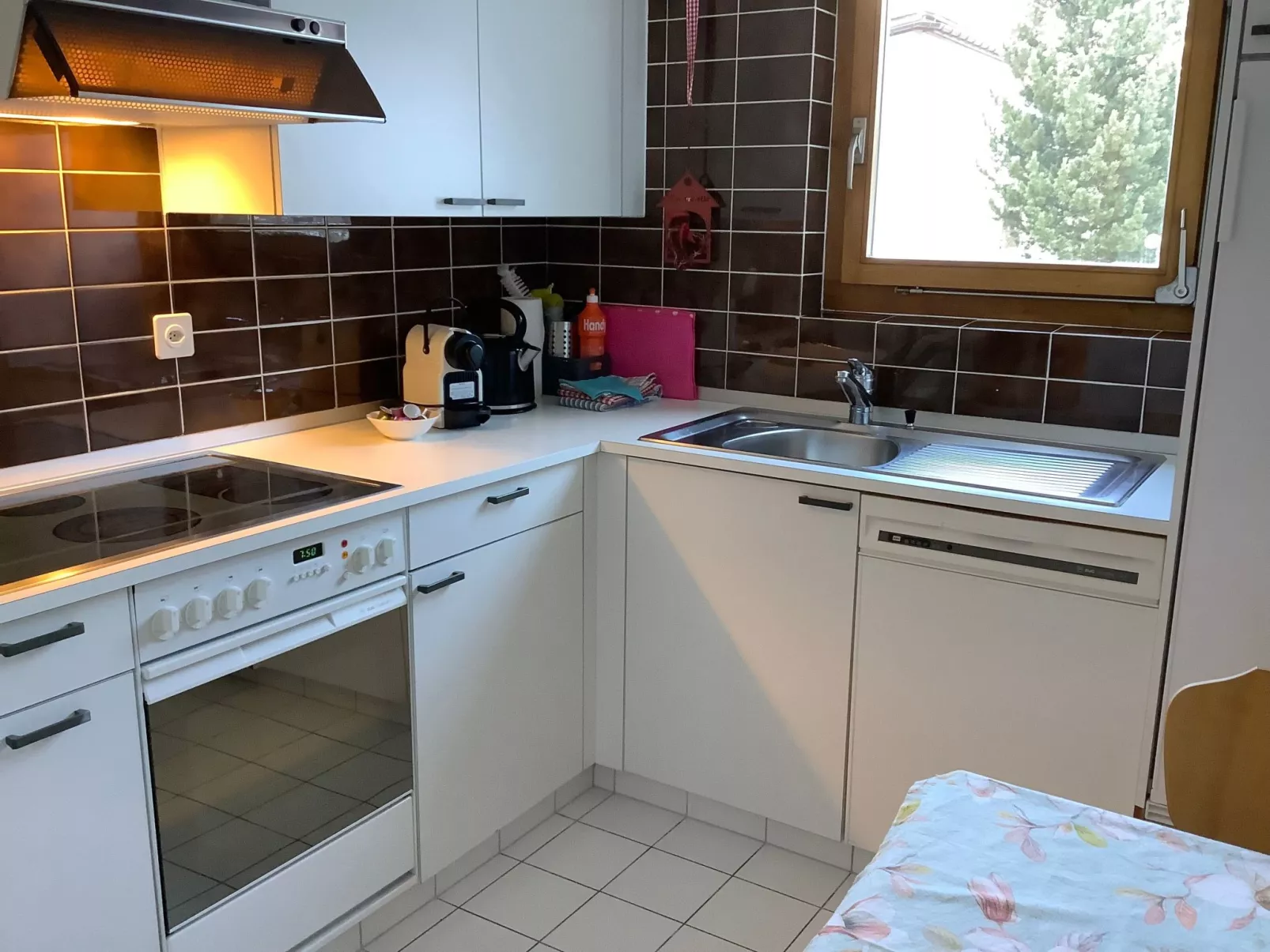 Chesa Auicula-Binnen