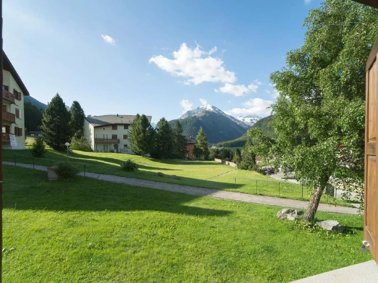 Chesa Arnica Whg 3-Buiten