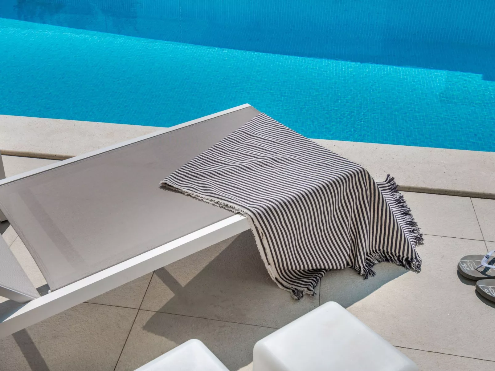 Schöne Villa Zvizdan mit Infinity-Pool-Buiten