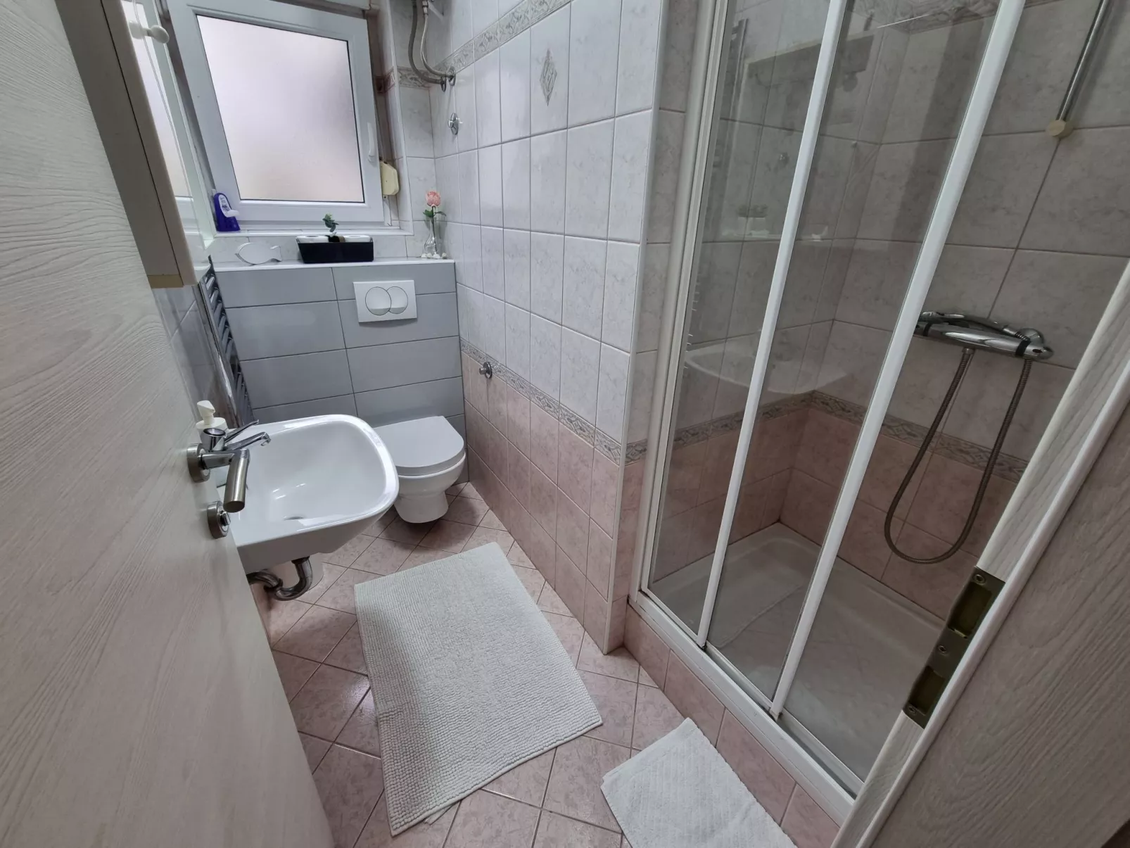 Wohnung in Crikvenica mit privatem Parkplatz-Binnen