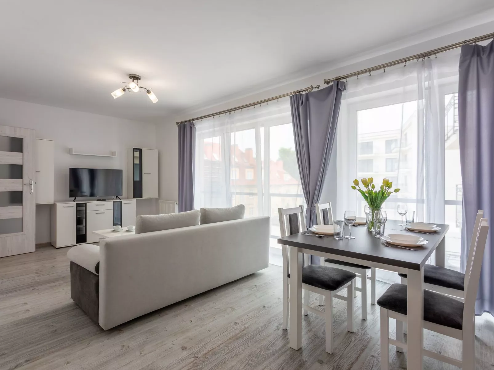 Stylische Ferienwohnung Flotylla am Meer-Image-tags.info