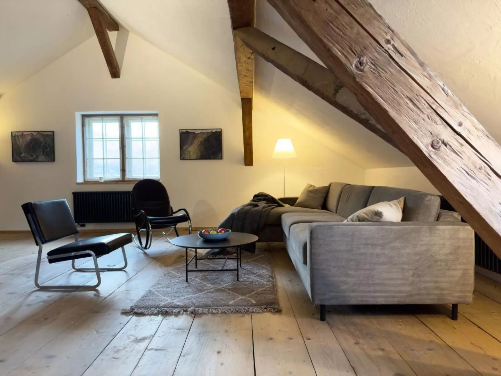 Haus Walli-Simmen, Wohnung 2-Binnen