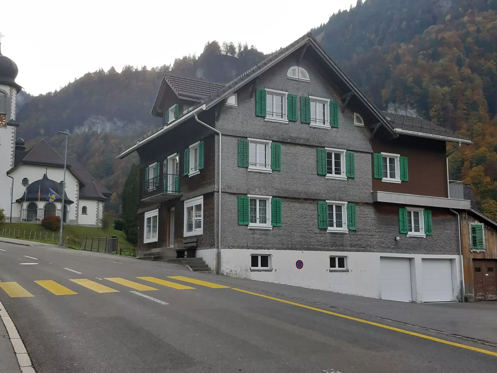 3.5 Zi-DachWohnung-Buiten