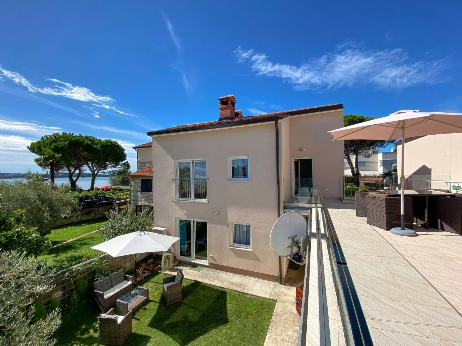 Für 6 Personen ca. 55 m&sup2; in Novigrad, Adriaküste Kroatien (Westküste von I-Buiten