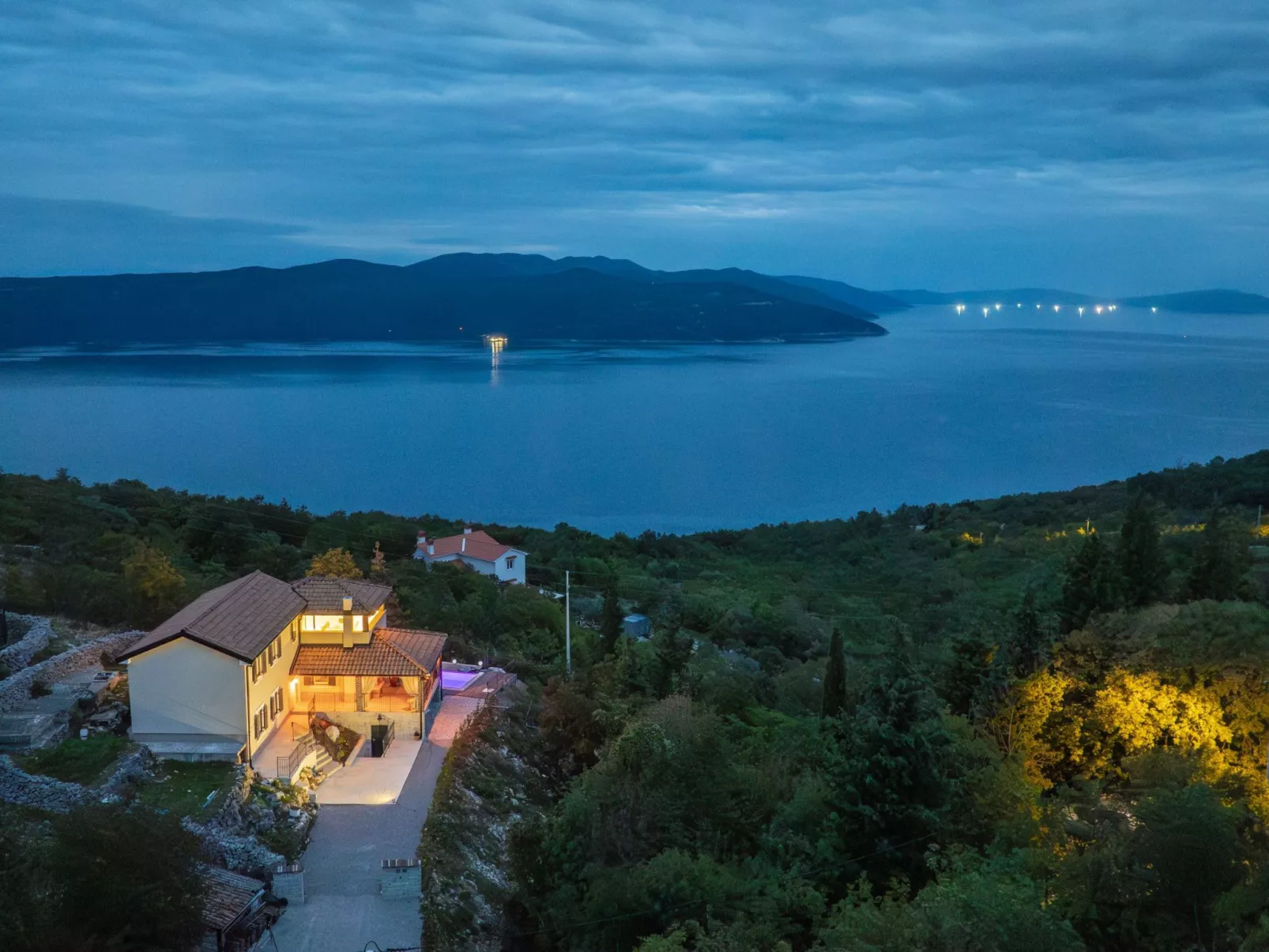 Villa Antonia-Image-tags.info