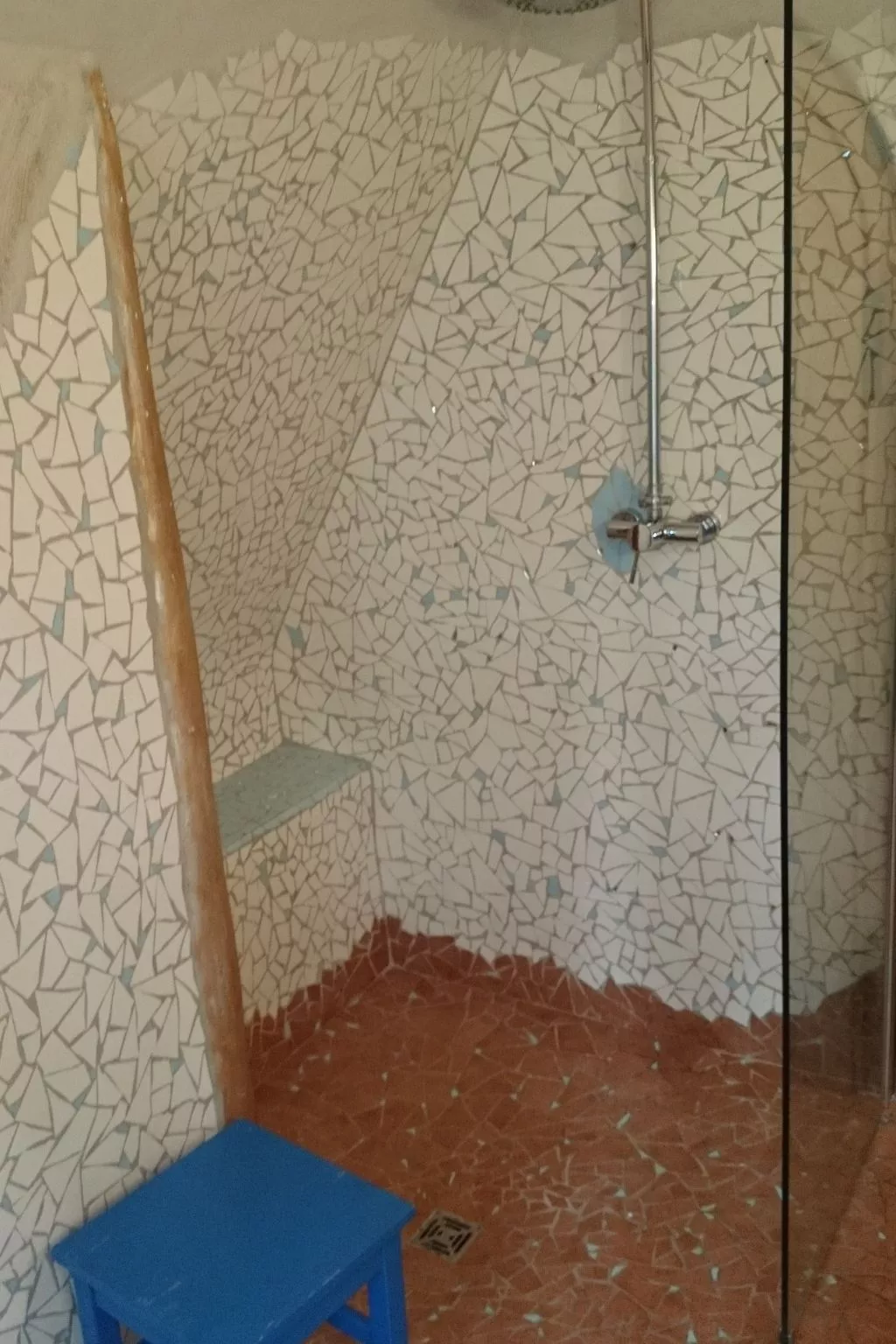 In ruhiger Lage am Waldrand mit Terrasse und großem Grundstück-Binnen