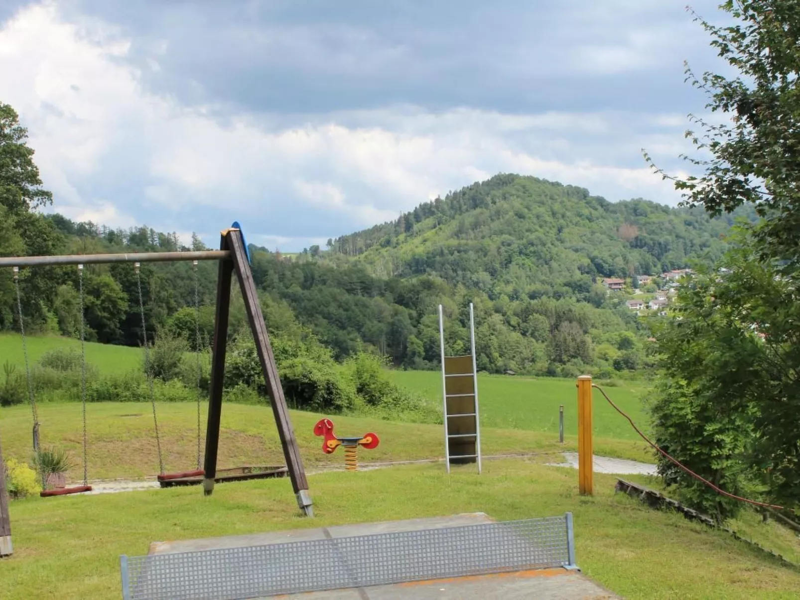 Gemütliche Ferienwohnung mit Blick auf die Donau-Buiten
