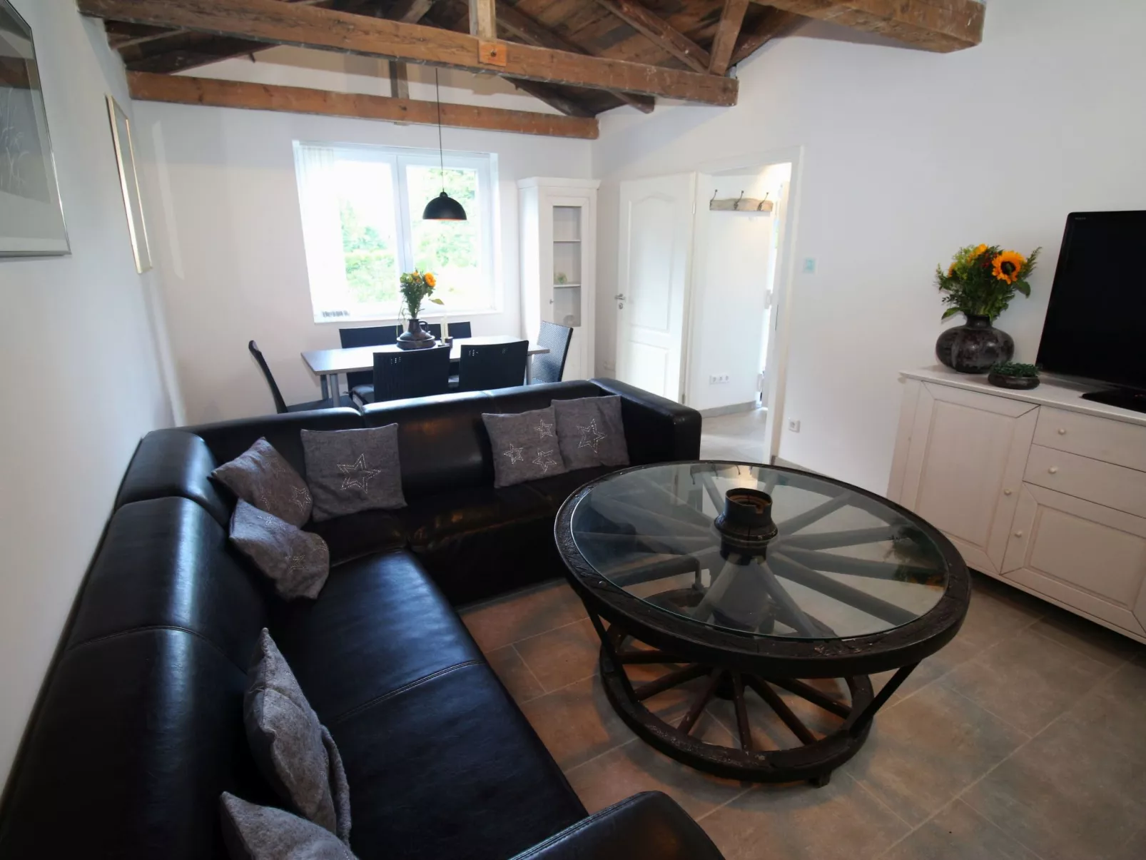 Rustikal und Modern-Binnen