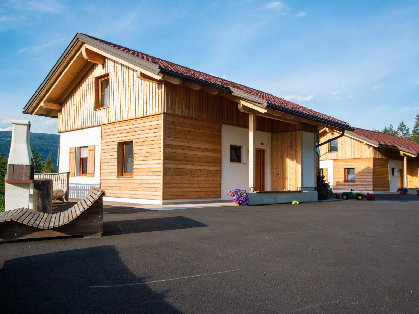 In Gemeinde Hermagor-Pressegger See mit Terrasse, Grill und Garten-Buiten