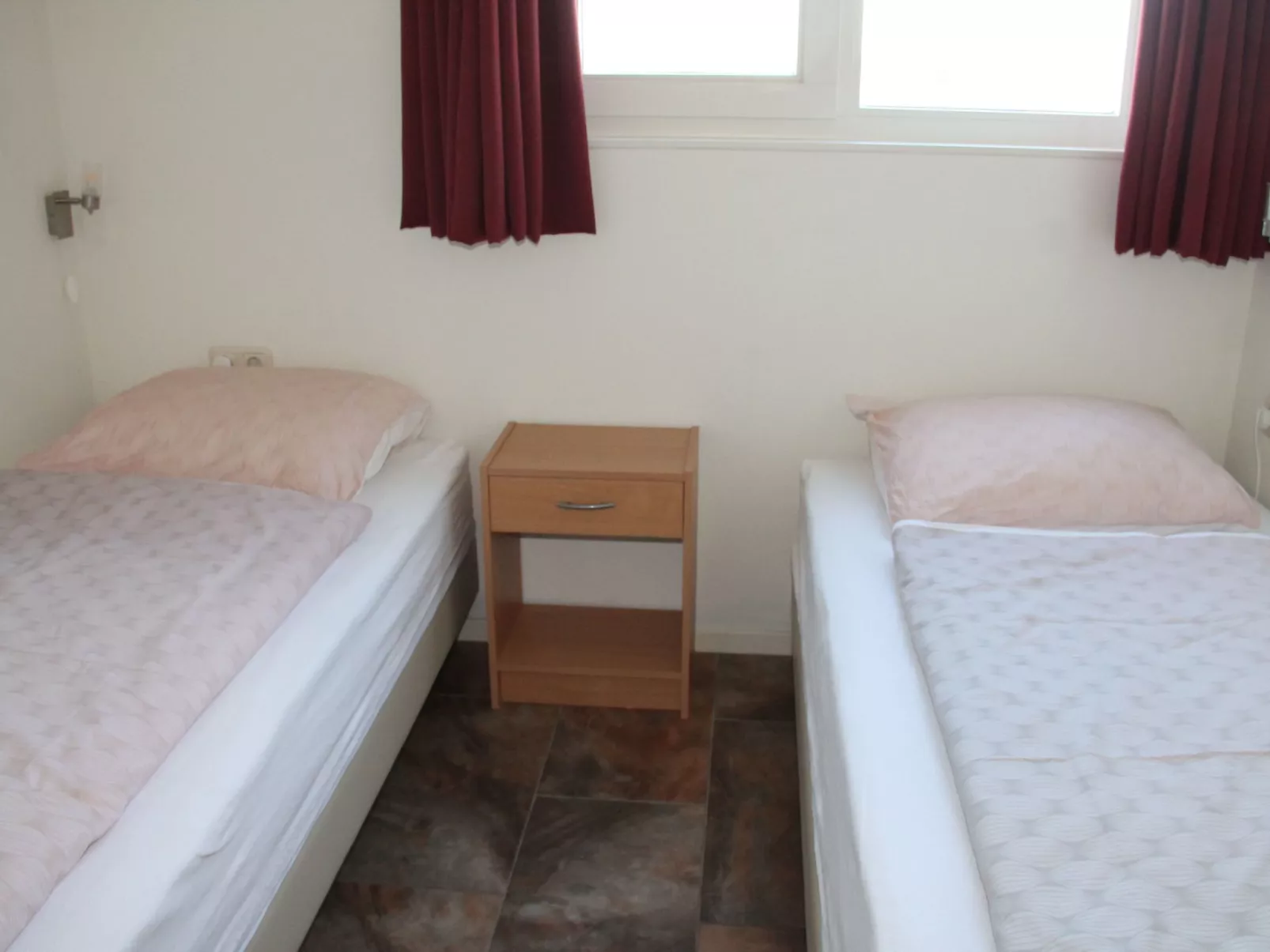 Boot "De Frijheit" mit Blick auf das Wasser-Binnen