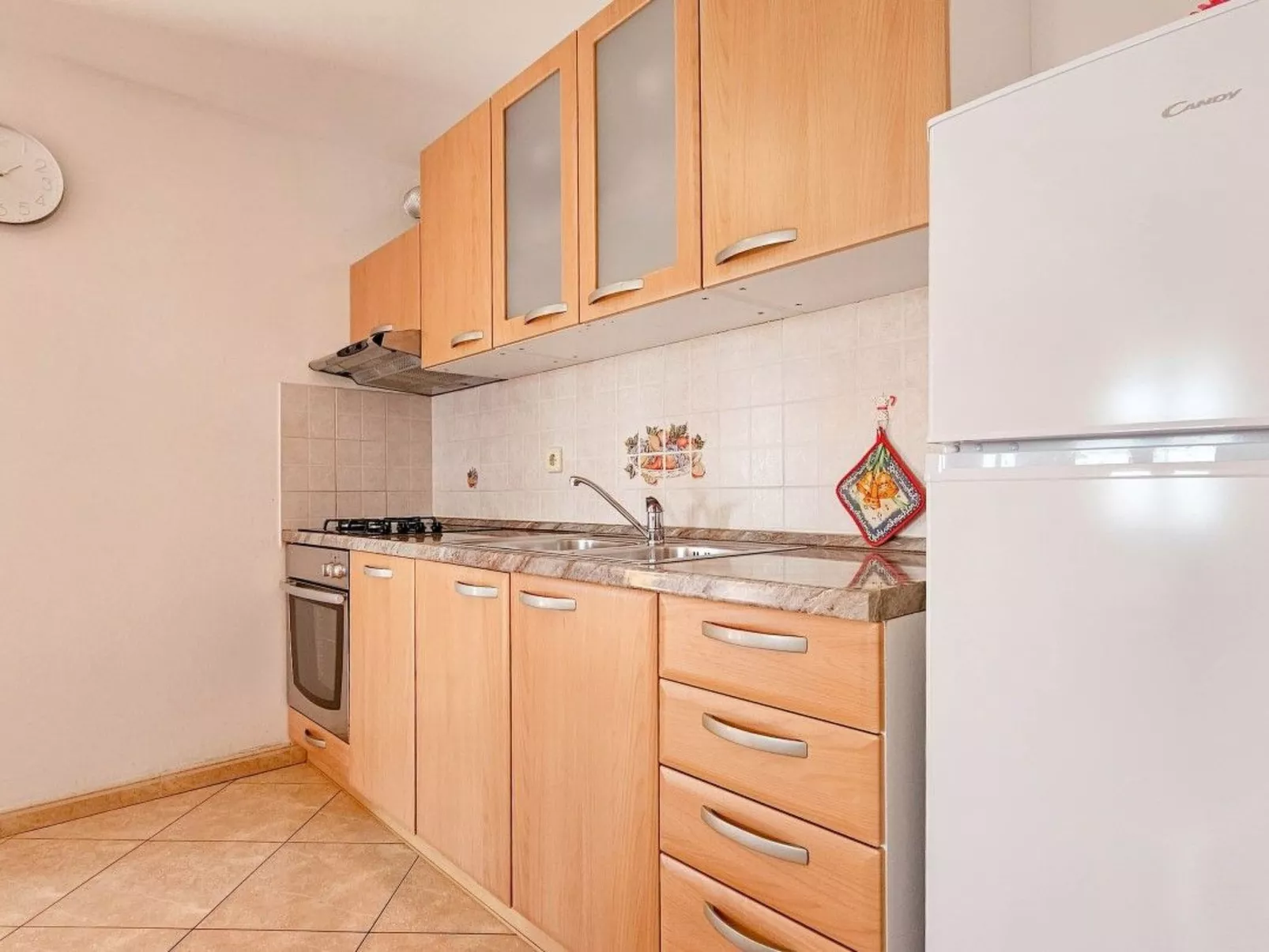 "Viola" mit Balkon-Binnen