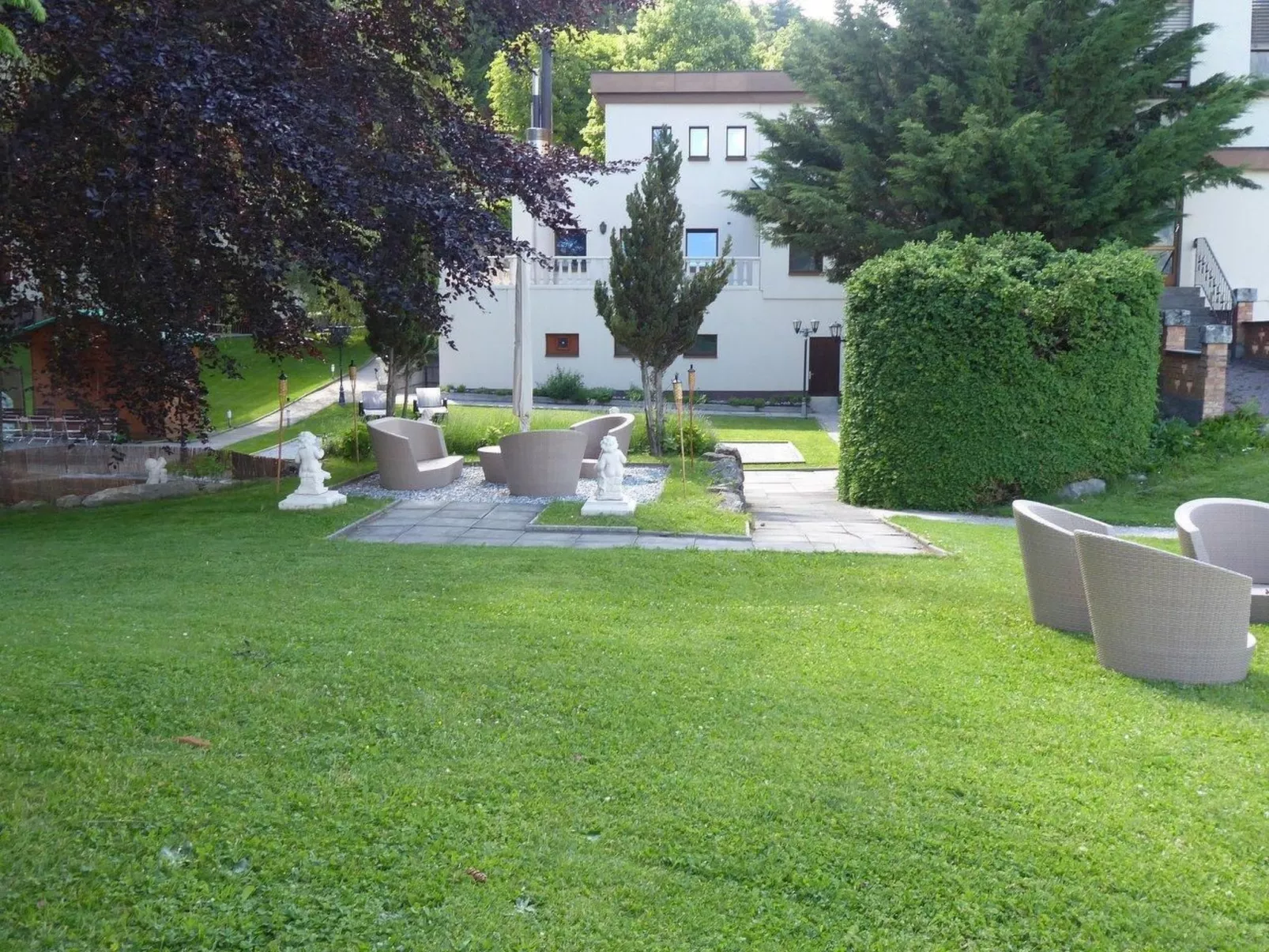 Ganzes Schloss Hotel Wartenstein inkl. Restaurant-Buiten