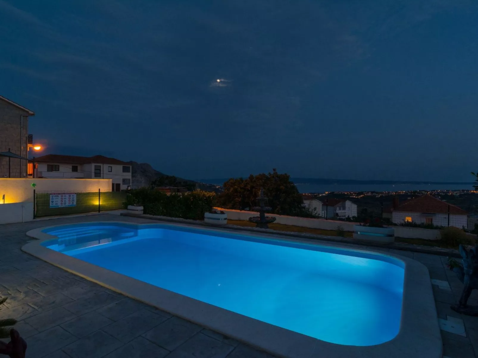 Villa "Roko" mit Whirlpool-Buiten