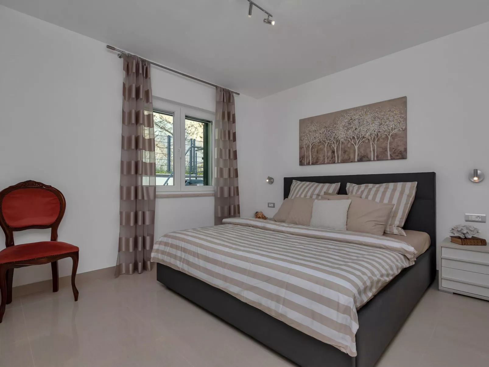 Villa mit Panorama-Binnen